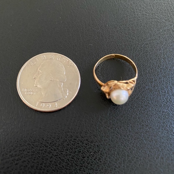 14K Gold and genuine Pearl with diamond chips ring - Picture 3 of 14